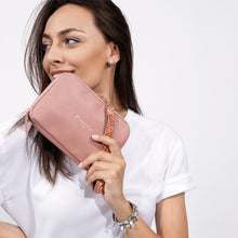 Load image into Gallery viewer, ZIP CLUTCH WITH HANDLE