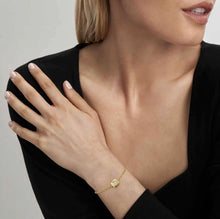 Load image into Gallery viewer, DOMINA BRACELET GOLD WITH CZ SQUARE 240401/036