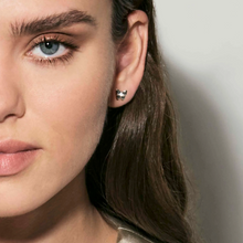 Load image into Gallery viewer, SWEETMADAME SILVER STUDS 2420012/040 BUTTERFLY WITH CZ