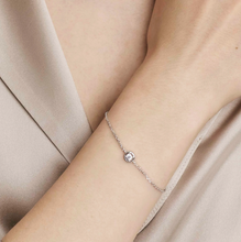 Load image into Gallery viewer, COSMIC LOVE BRACELET 241703/053 SILVER CIRCLE WITH WHITE CZ