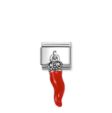Load image into Gallery viewer, COMPOSABLE CLASSIC LINK 331820/01 RED HORN CHARM IN ENAMEL & 925 SILVER