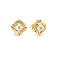 Load image into Gallery viewer, SIREN DREAM EARRINGS 243319/065 WHITE FRESHWATER PEARLS IN GOLD
