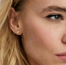 Load image into Gallery viewer, ARMONICA EARRINGS 241307/006 SMALL GOLD HEART STUDS
