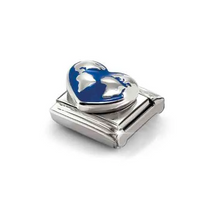 Load image into Gallery viewer, COMPOSABLE CLASSIC LINK 330204/45 WORLD MAP ON HEART IN SILVER &amp; ENAMEL
