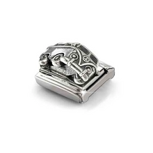 Load image into Gallery viewer, COMPOSABLE CLASSIC LINK 330114/05 VAN RELIEF IN SILVER
