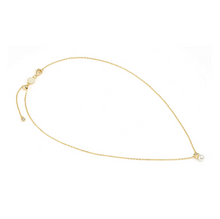 Load image into Gallery viewer, PEARLS LOOP NECKLACE 242902/003 PEARL FOUR-LEAF CLOVER PENDANT IN GOLD
