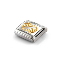Load image into Gallery viewer, COMPOSABLE CLASSIC LINK 030167/12 PISCES WITH ETCHED DETAIL IN 18K GOLD
