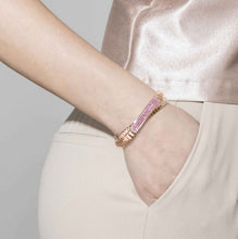 Load image into Gallery viewer, EXTENSION BRACELET GLITTER 043214/024 GOLD PVD &amp; CHAMPAGNE CRYSTALS
